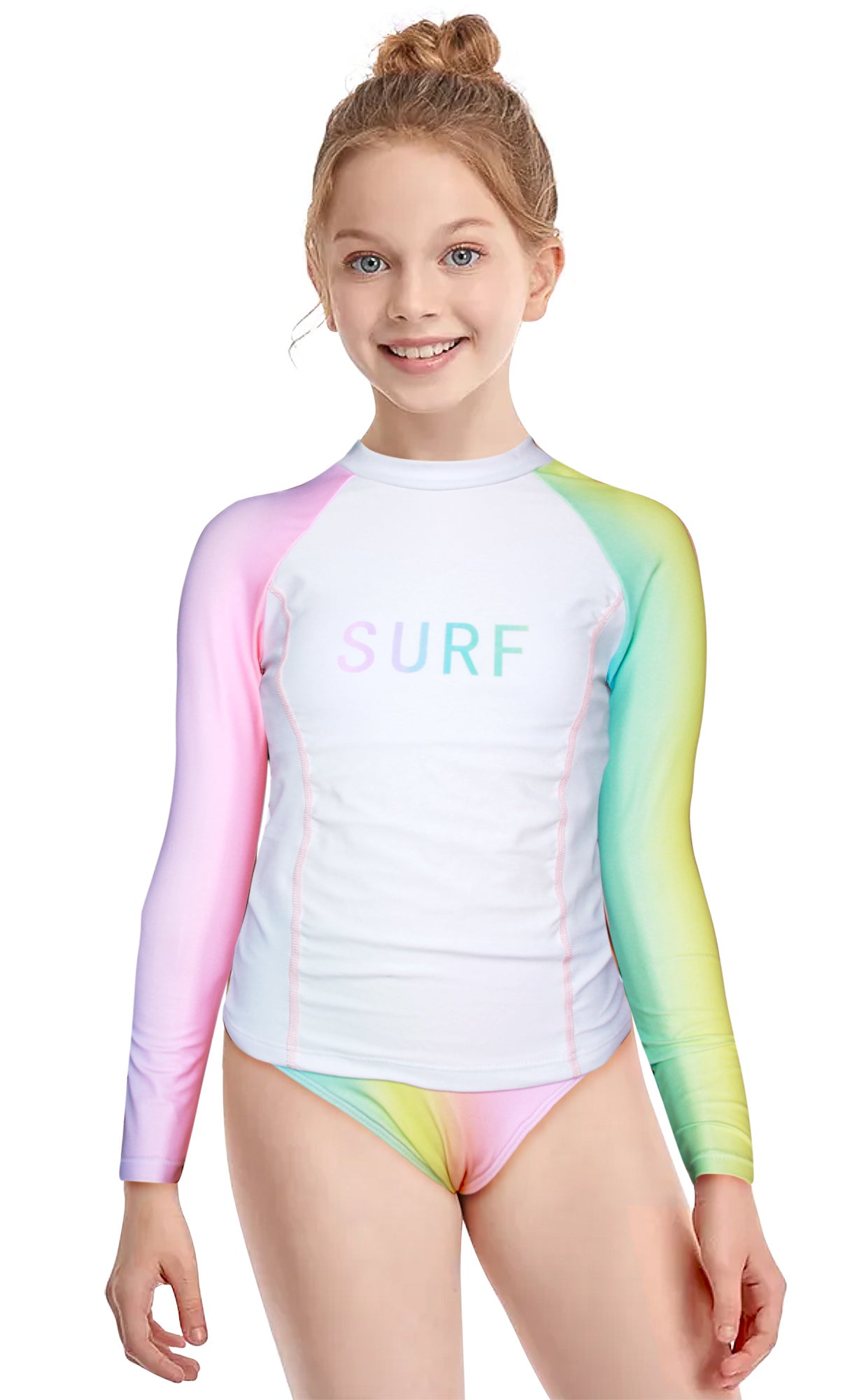 Pack 15 unidades Conjunto camiseta y bañador con dibujo niña