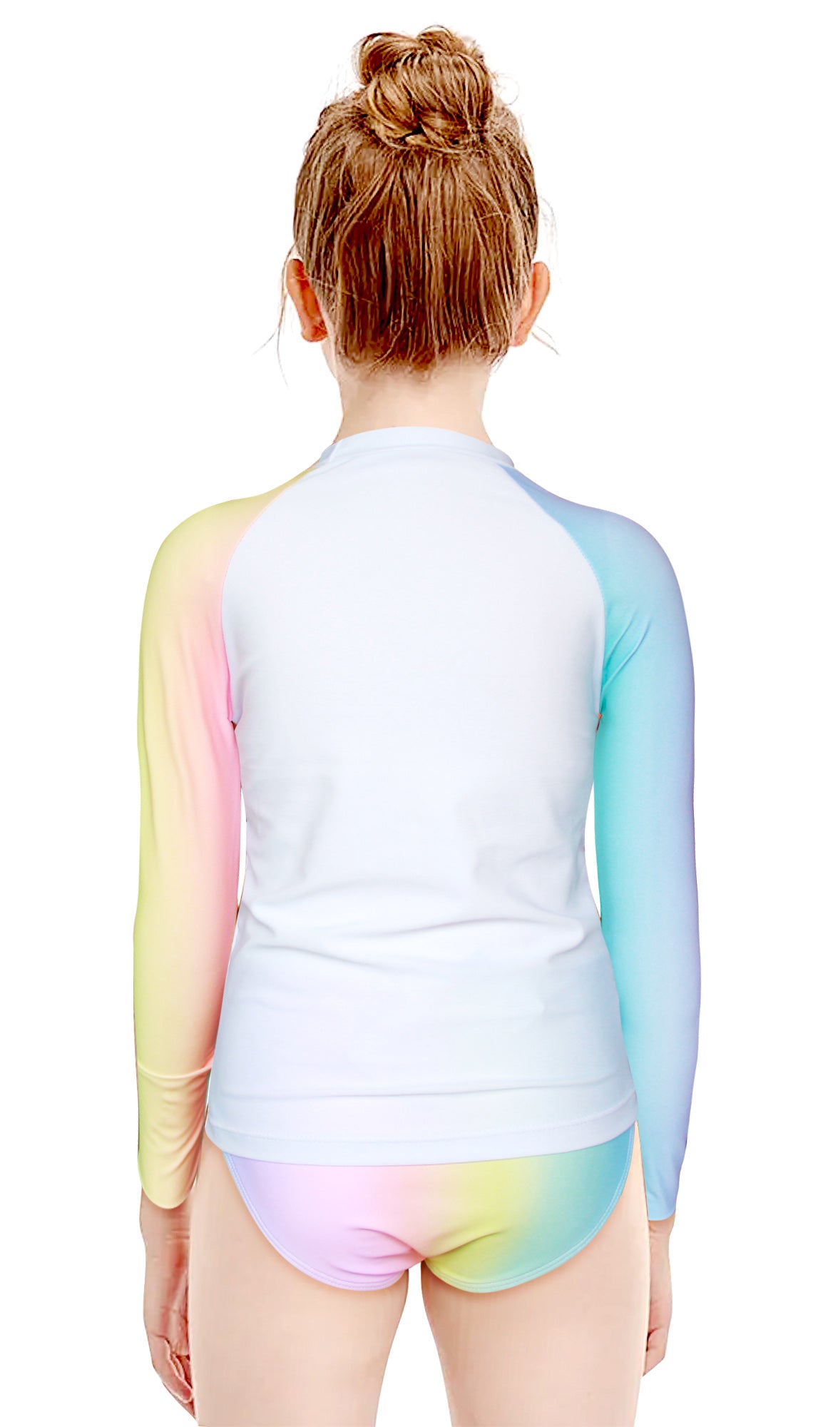 Pack 15 unidades Conjunto camiseta y bañador con dibujo niña